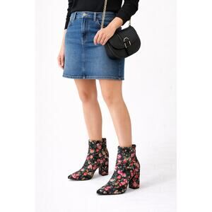 Steve Madden Floral Ankle Boots Womens Size 8.5M Block Heel Booties